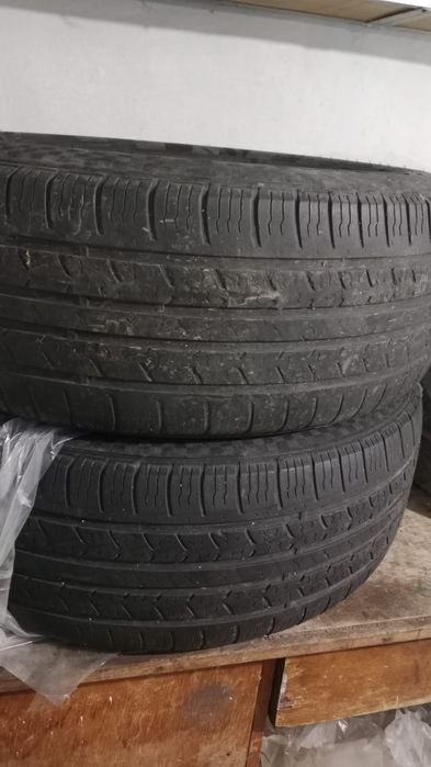 Продам покрышки R17