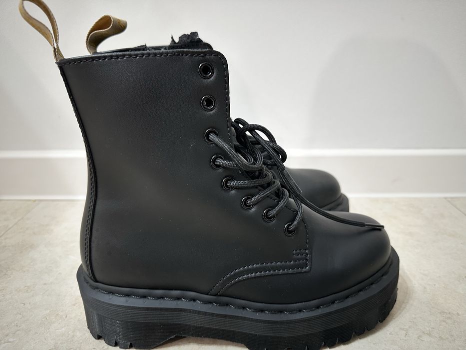 Ботинки Dr. Martens Airwair