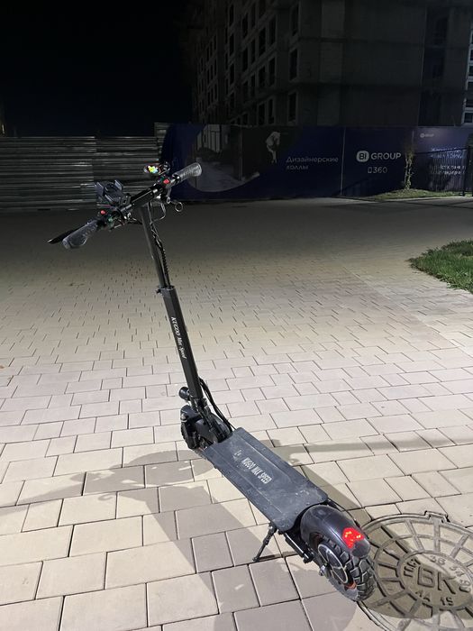 Электросамокат Kugo Max Speed