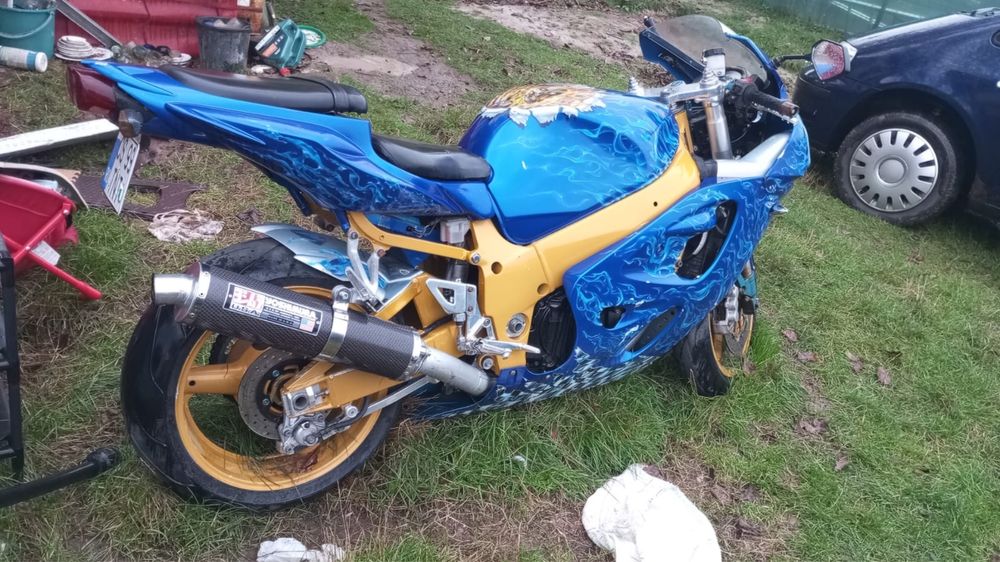 Suzuki GSXR 750 ! Se vinde sau schimb !
