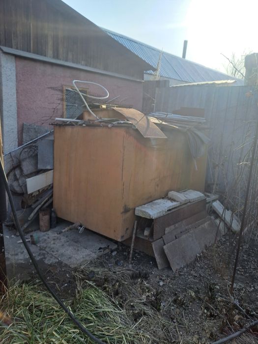 Железная ёмкость