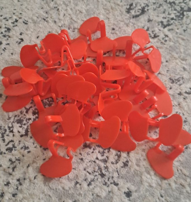 Очки для кур и других птиц