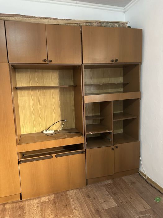 Продается большой шкаф