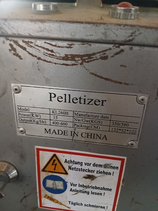 Presa peleti tifazica 15 kw