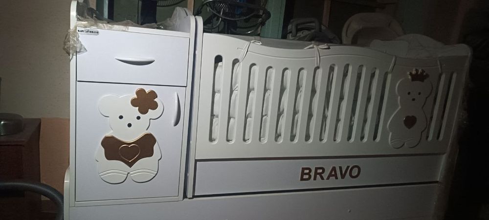 Detskiy karovat yengi sotiladi iwlatilmagan holati zor iwlatmaganmiz