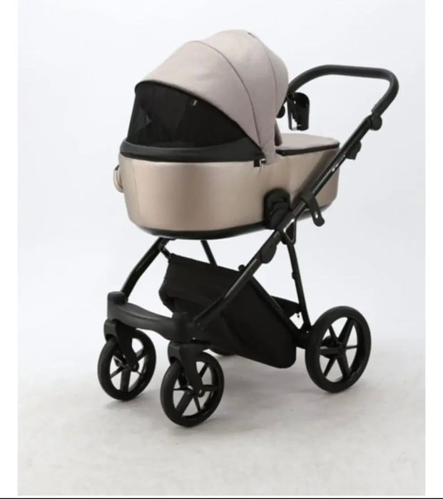 Коляска детская Adamex