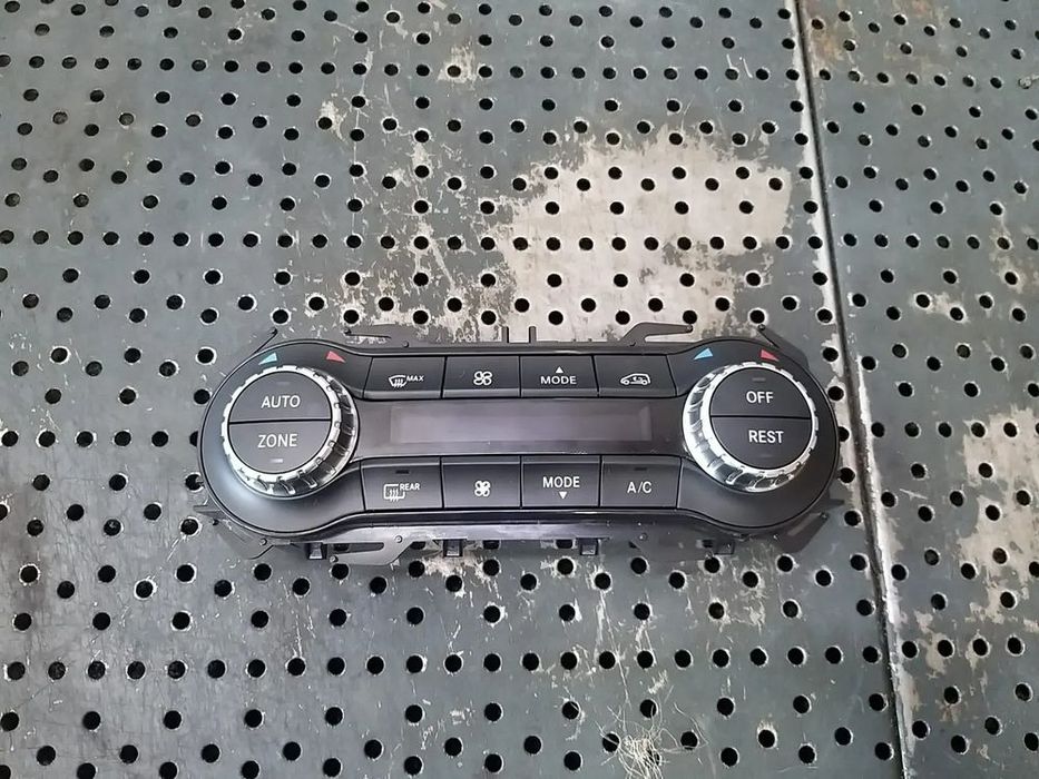 Panou comanda clima ac mercedes cla x117 a2469008415 a2469010805
