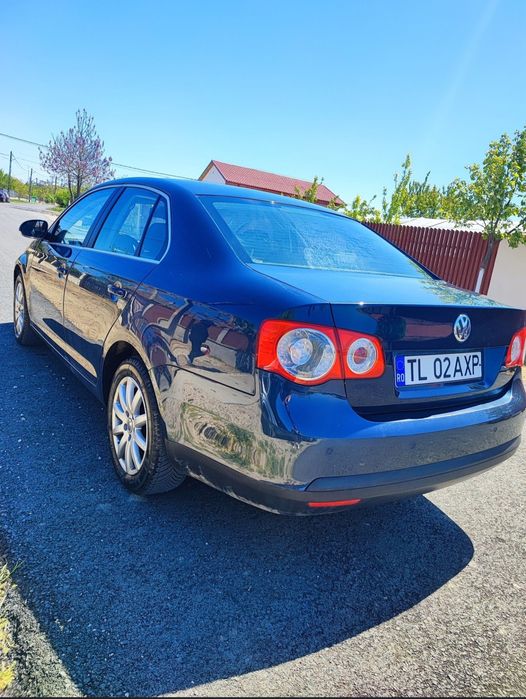 Vând Volkswagen Jetta 2.0 TDI din 2007