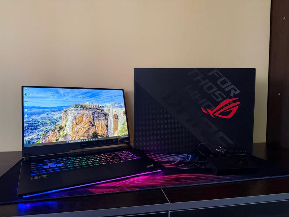 Asus Rog Strix G713