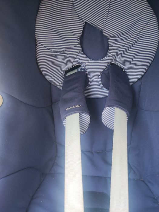 Scoica auto maxi cosi nu cybex baxa easybase