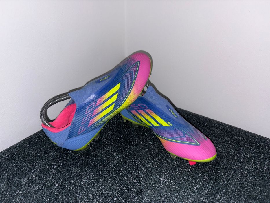 Incaltaminte crampoane ADIDAS F50 nr 39,5