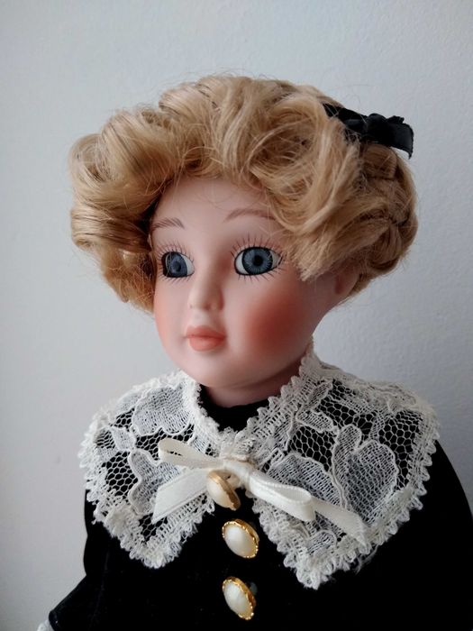 Mignonette Alberon papusa de portelan