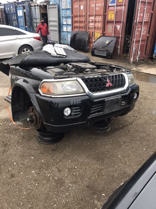 Автозапчасти Монтеро спорт