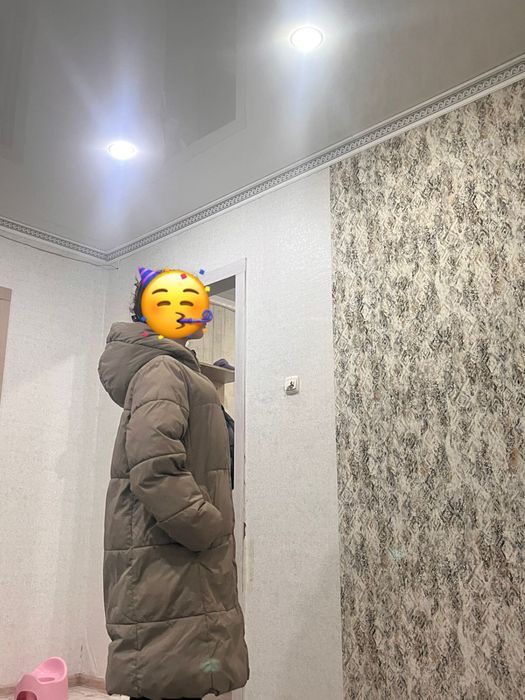 Продам куртку осень на подростков