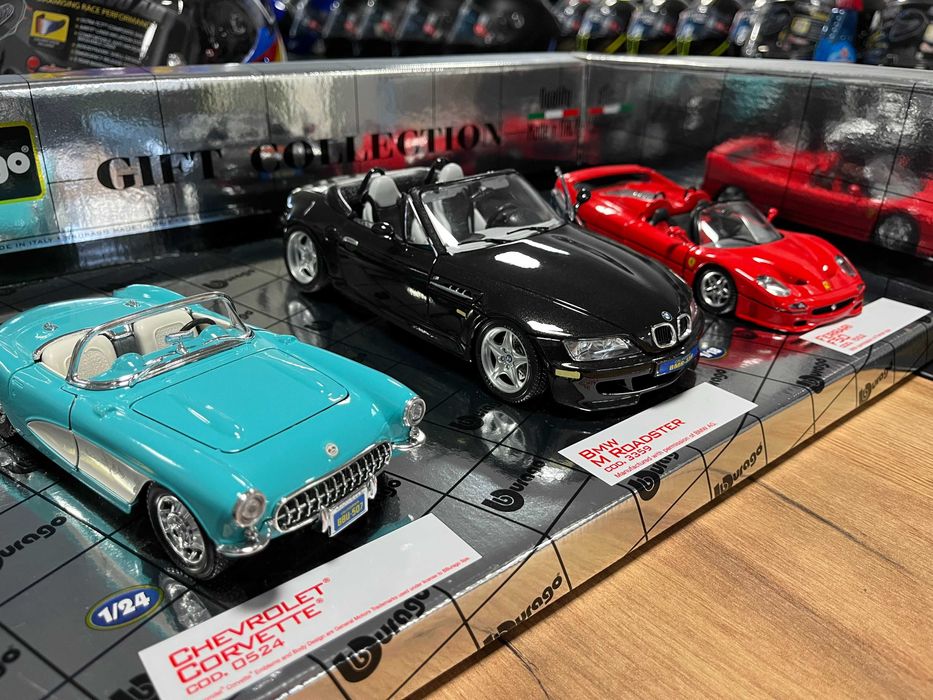 Колекционерски комплект BBURAGO GOLD COLECTON 1:18 и 1:24 BMW,FERRARI