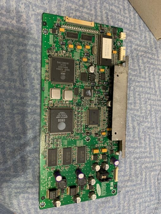 Electronice din dezmembrări