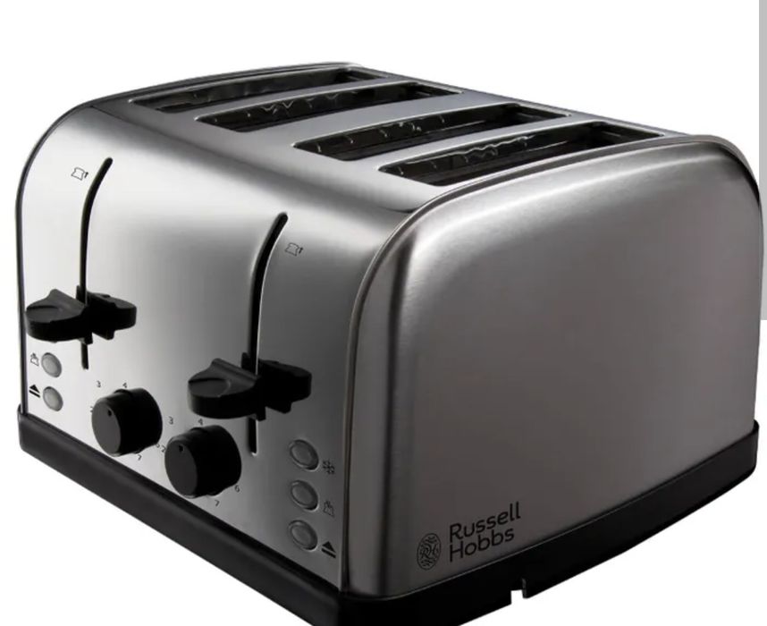 Продавам тостер Russell Hobbs