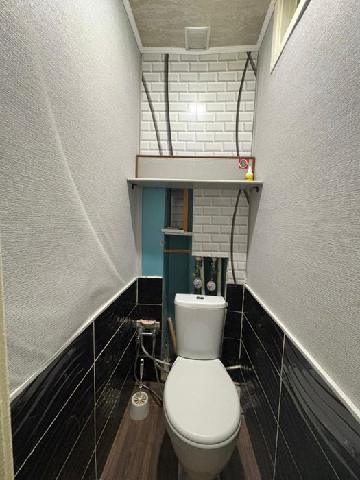 2- комнатная , Назарбаева 3/1