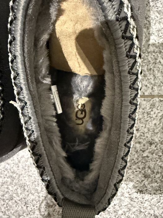 UGG Tazz Slipper noi (37/38/39 pe stoc)