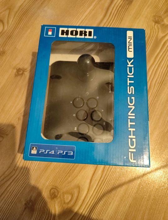 Jocuri Hori Fighting Stick Mini pentru PS4 /PS3/PC - Nou!
