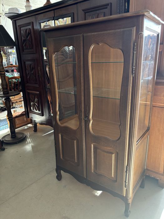 Малка секция / витрина