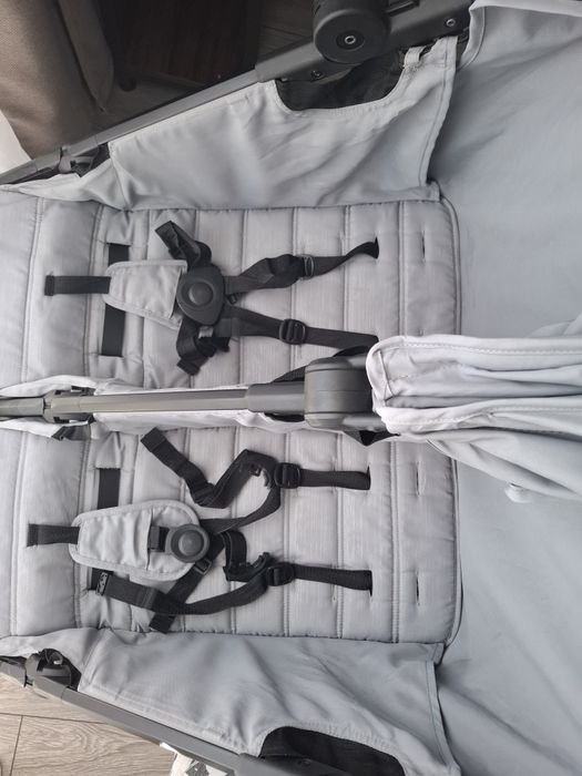 Căruț gemeni baby jogger mini
