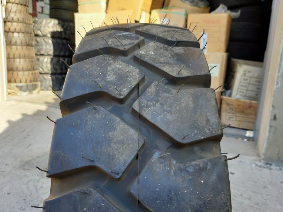 Anvelope 7.00-12  Cauciucuri noi de stivuitor cu garantie