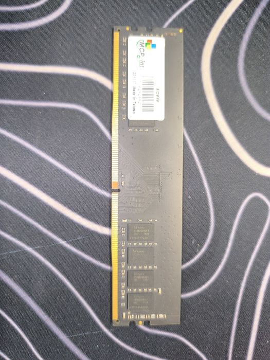 8 ГБ DDR4 2666 МГц — MCP int