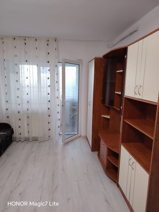 Închiriez garsonieră in Zorilor