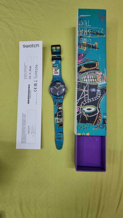 Часовник Swatch Ishtar By Jean-Michel Basquiat SUOZ356