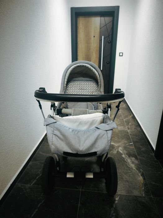 Бебешка количка 2 B 1-Lorelli Lucia