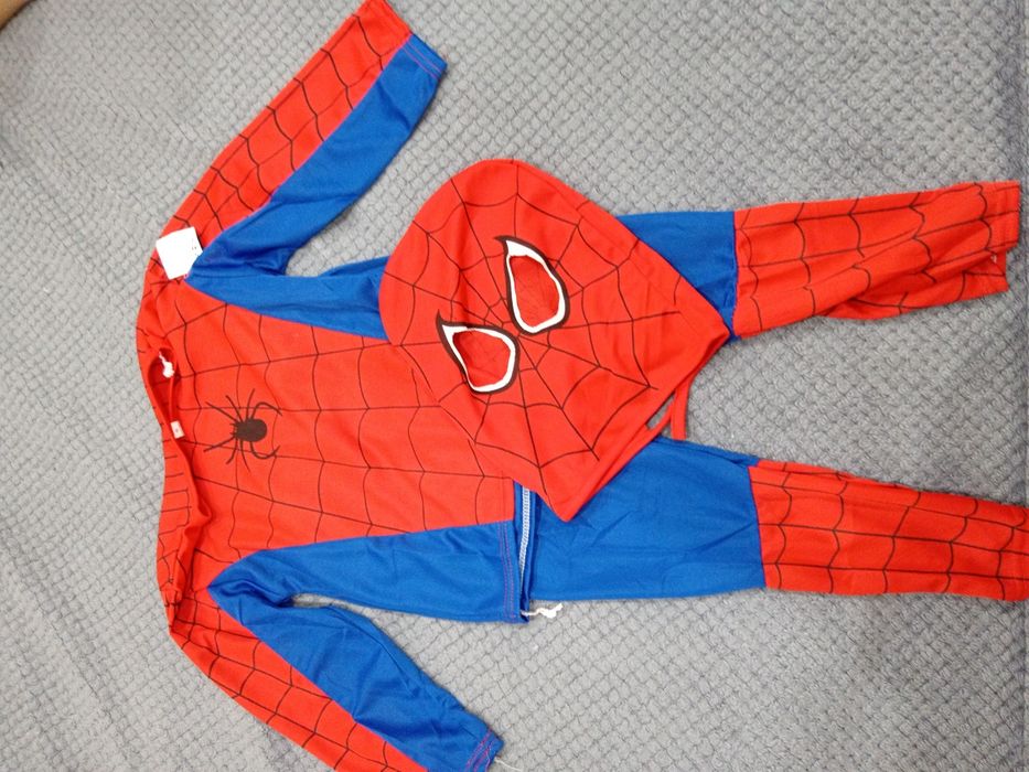 Продам Костюм человек паук