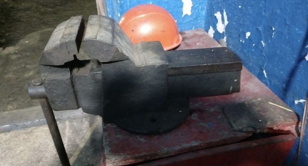 Продам Робочий Тиски