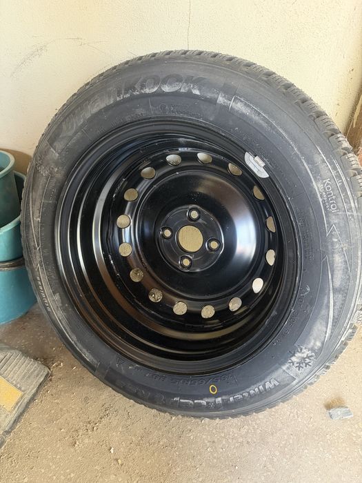 Roată completă iarnă Hankook 185/65 R15 (anvelopă + jantă) – nefolosită