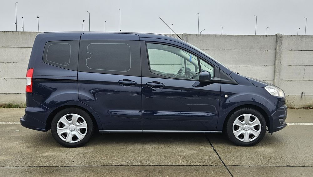 Ford Tourneo Courier
