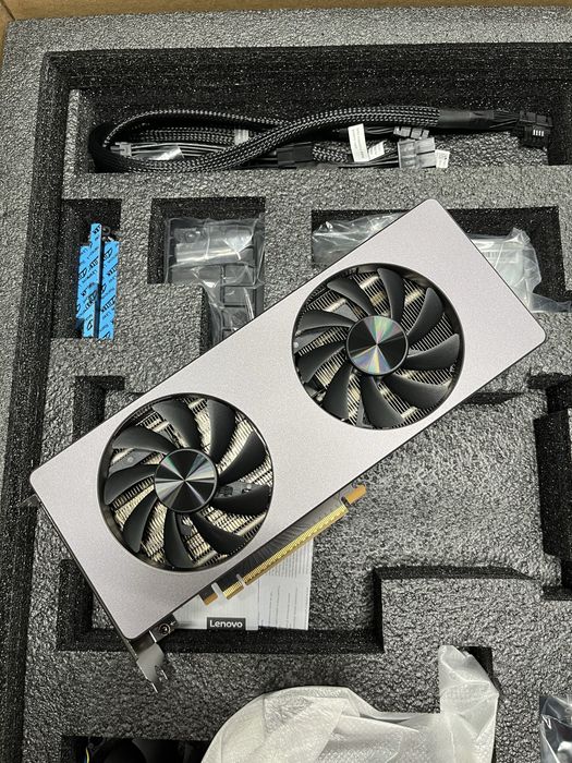Чисто нова Видеокарта NVIDIA GeForce RTX 5070 12 Gb GDDR7
