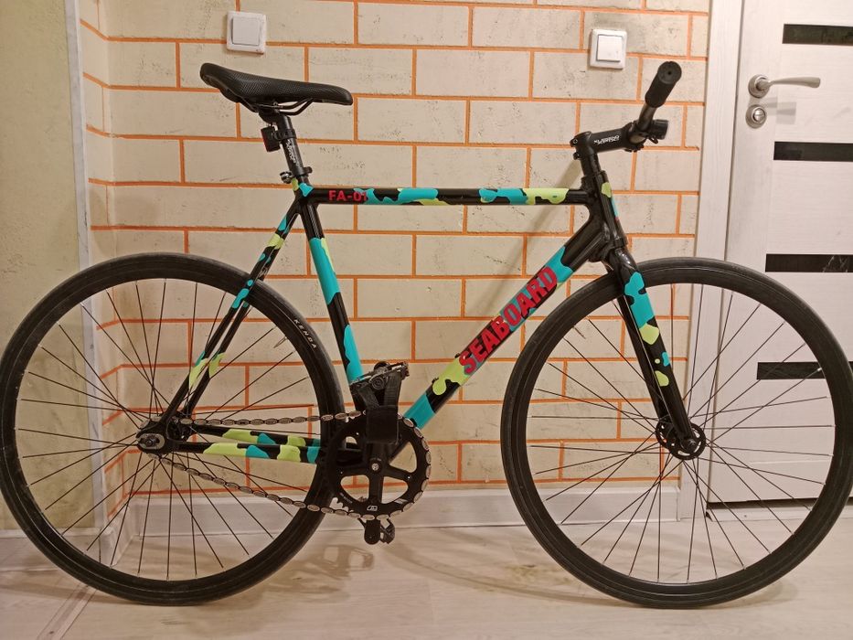 Fixed gear seaboard fa01