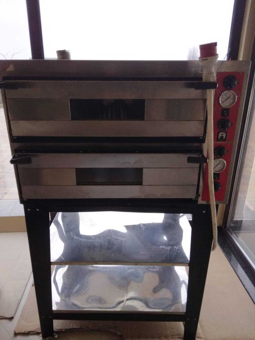 Sc vinde cuptor profesional pizza