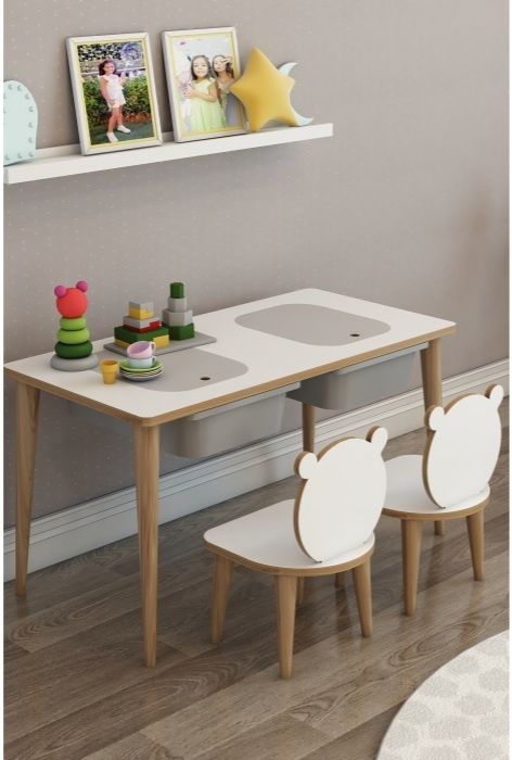 Детска маса със 2 столчета и чекмеджета
