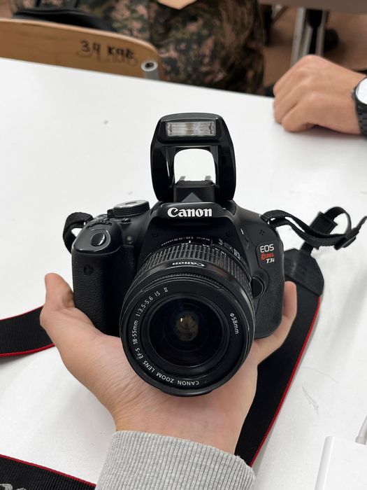 Canon EOS Rebel T3i/600d