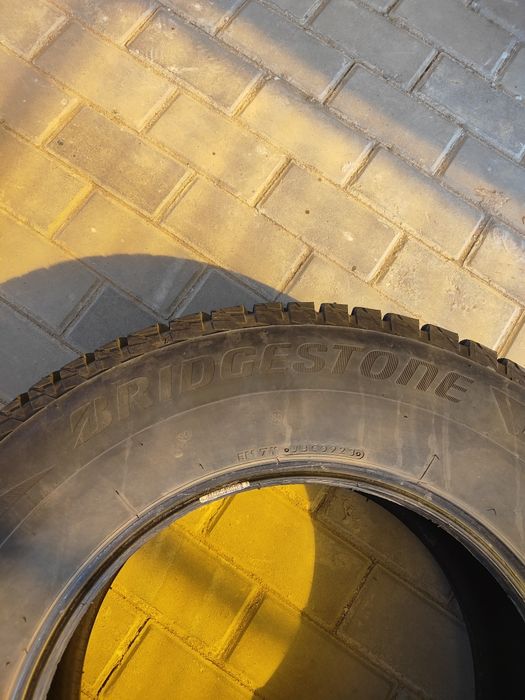 Зимние шины Bridgestone