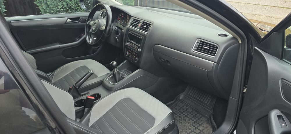 Volkswagen Jetta Highline 1,6 TDI