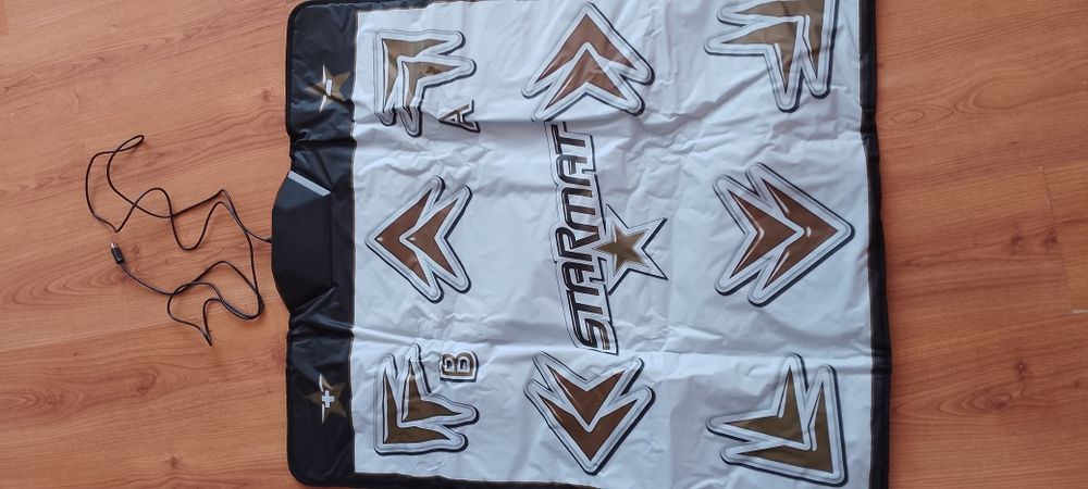 Коврик для игры Wii с диском