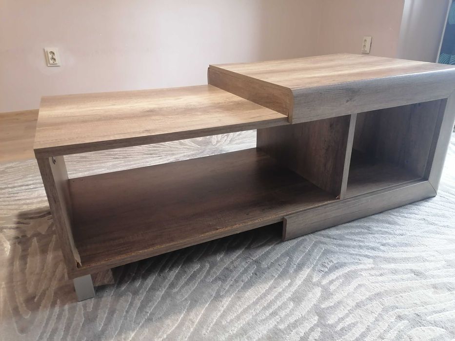 Подарява се холна маса