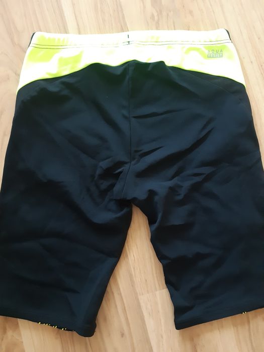 Плувни бански/тип клин