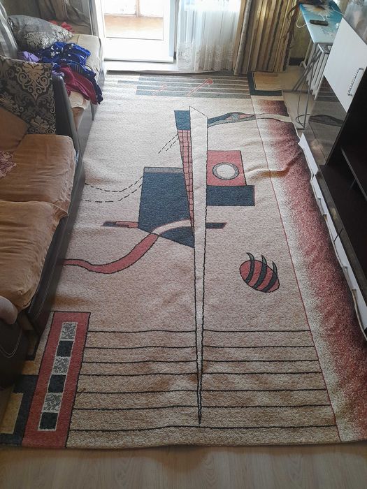 продам ковёр б/у 2*4,0 только из стирки