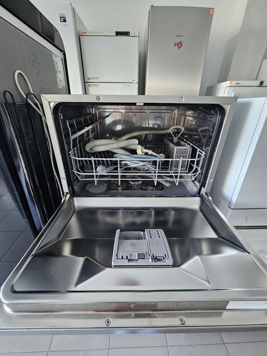 Съдомиялна тип Кубче BOSCH