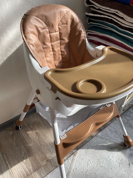 Детский столик для кормления