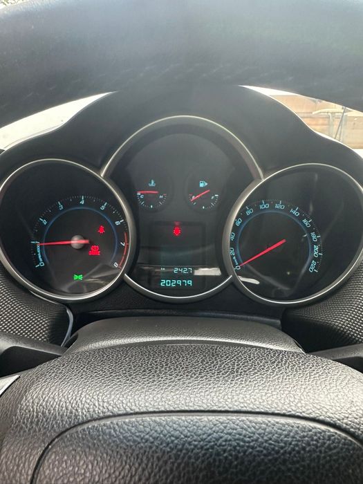 Vând Chevrolet Cruze/Schimb cu VW, Renault s au  Dacia Logan