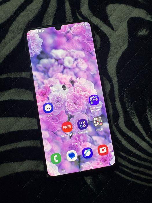 Самсунг а32 на 64 гига